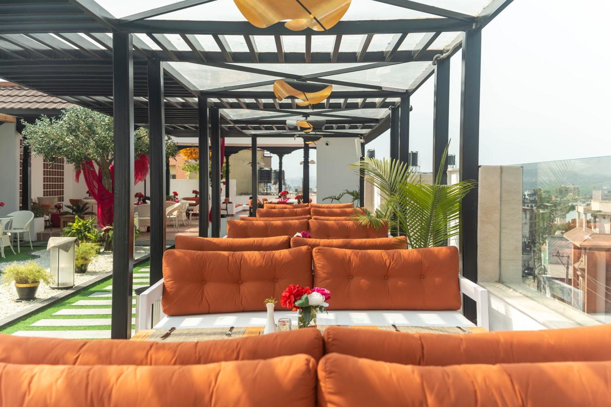 Square Hotel Kathmandu Exterior foto